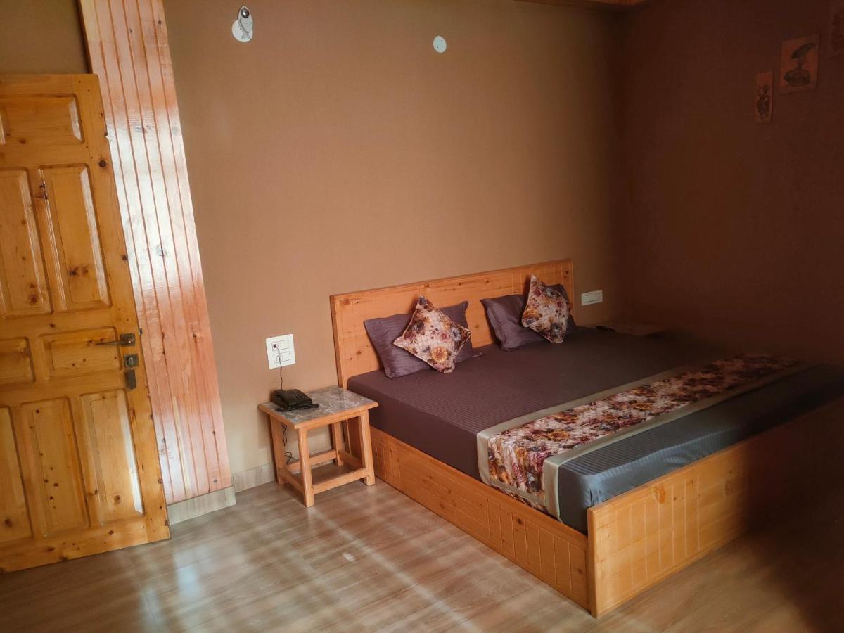 Hotel Cozy Haven Манди Экстерьер фото