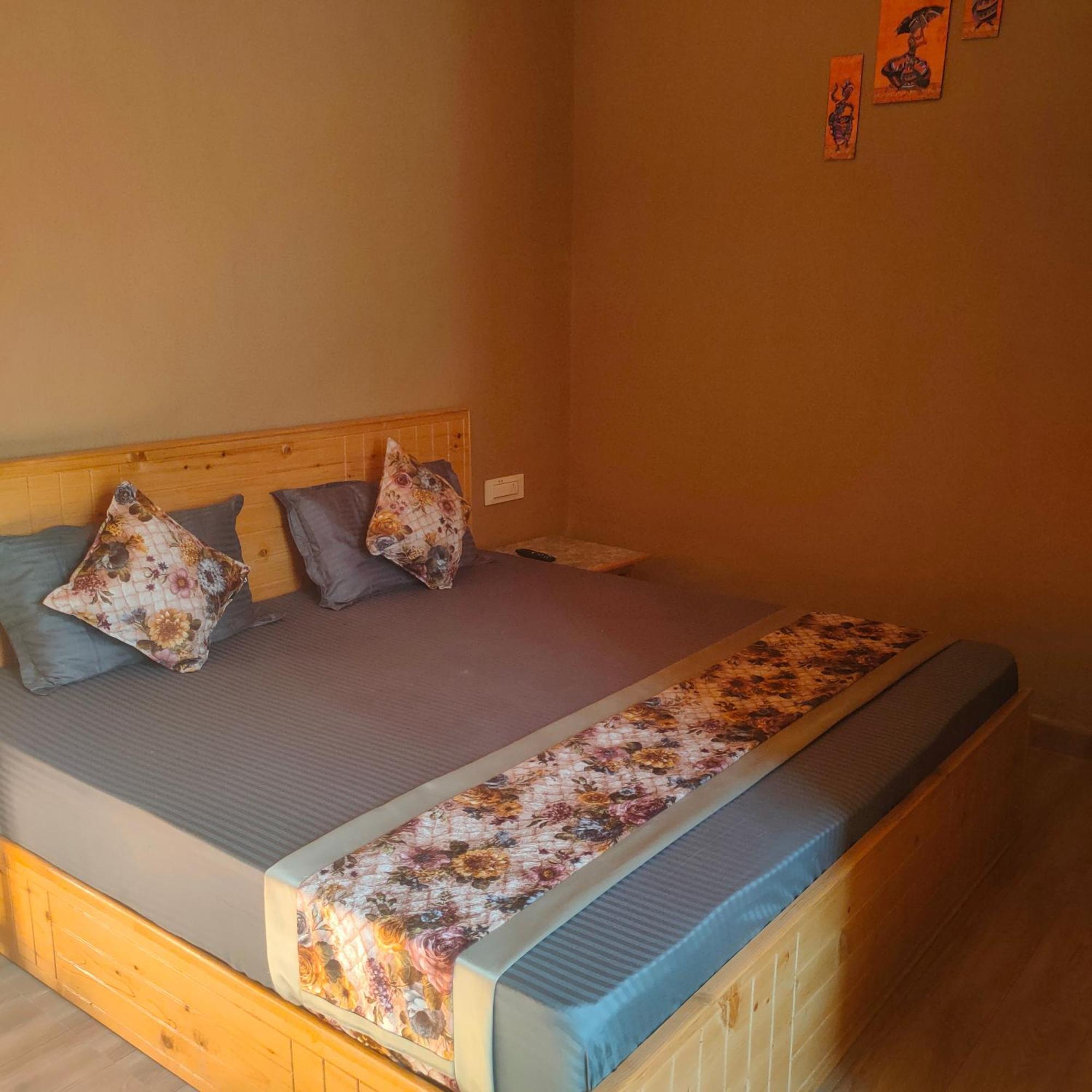 Hotel Cozy Haven Манди Экстерьер фото