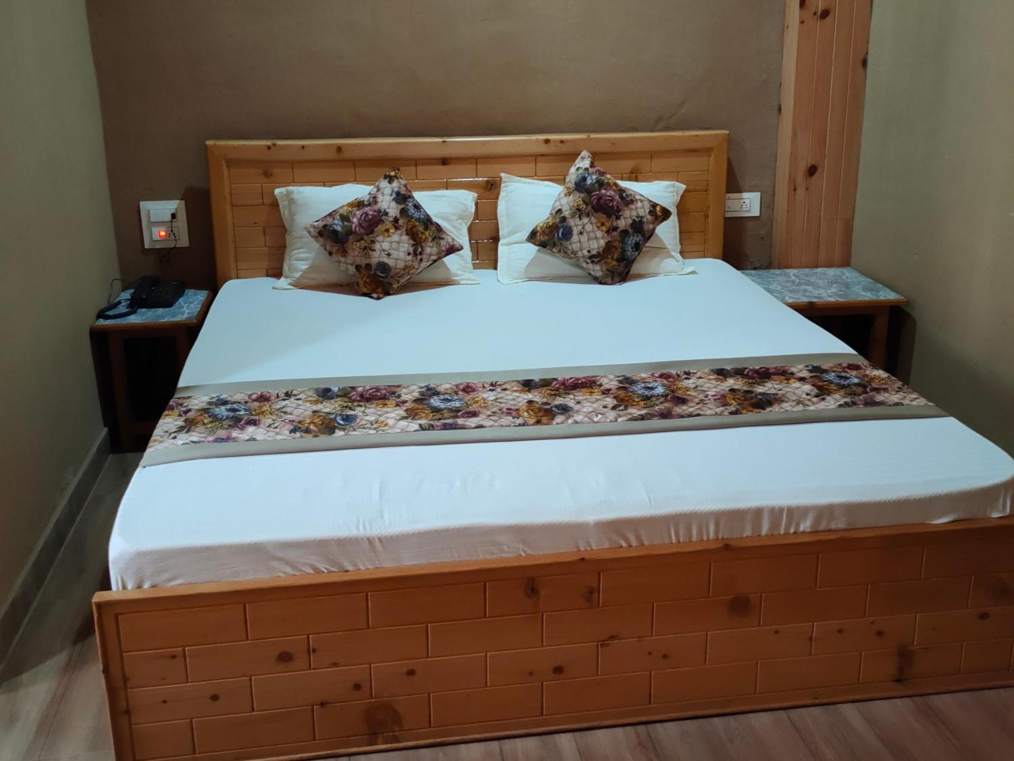 Hotel Cozy Haven Манди Номер фото